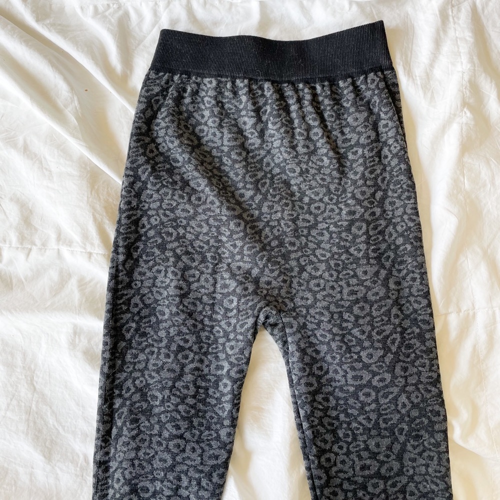 Leggings - Picture 2 of 3